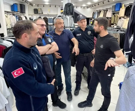 em2